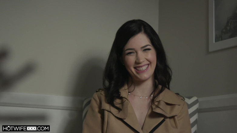 New Sensations: Mi primera experiencia de esposa caliente # 2 - entrevistas