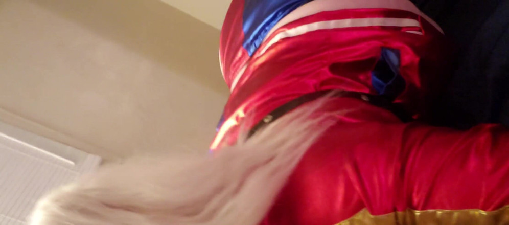 Bustyvlonder: Harley Quinn Clip Show-off