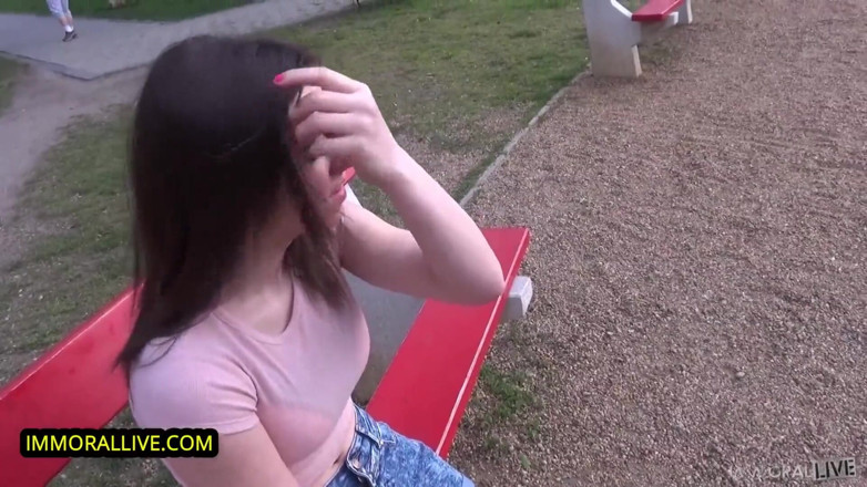 All Group Sex: Beste kumpels knallen 18-jährige analsüchtige - gespreiztes teen will nur arsch ficken,...