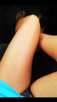 Pena que eu estava usando calcinha hoje e eu odeio