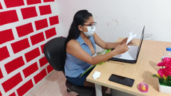 NEGRITA SEXY: Szef poniżając swojego pracownika i w końcu rucha go w...