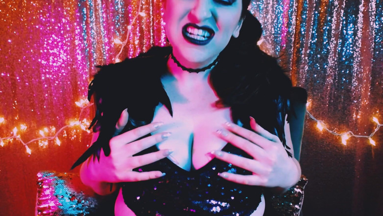goddessjoules: Ea hrănește - Transformarea Succubus