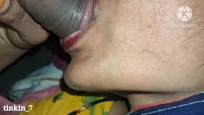 Tinkin_7: Frun till Desi byn satte henne i munnen