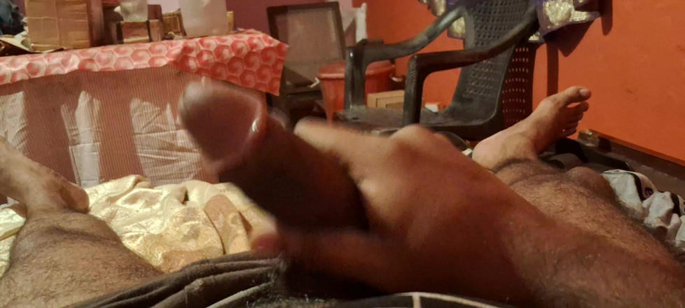 darksiders_eyes_love: Thủ dâm hand job teen đít con cu to của mẹ...