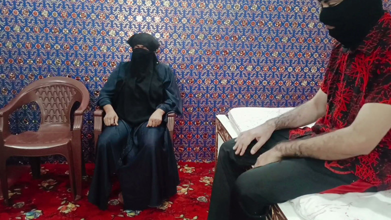 IndianDesiBabhi: Big Tits Indian Muslim Girl Seduces and Hard Fucks with...