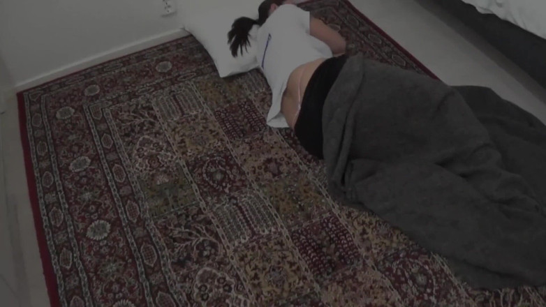 Amateur Homemade Porn: สาวอินเดียก้นใหญ่โดนลูกเลี้ยงอายุ 18 เย็ด