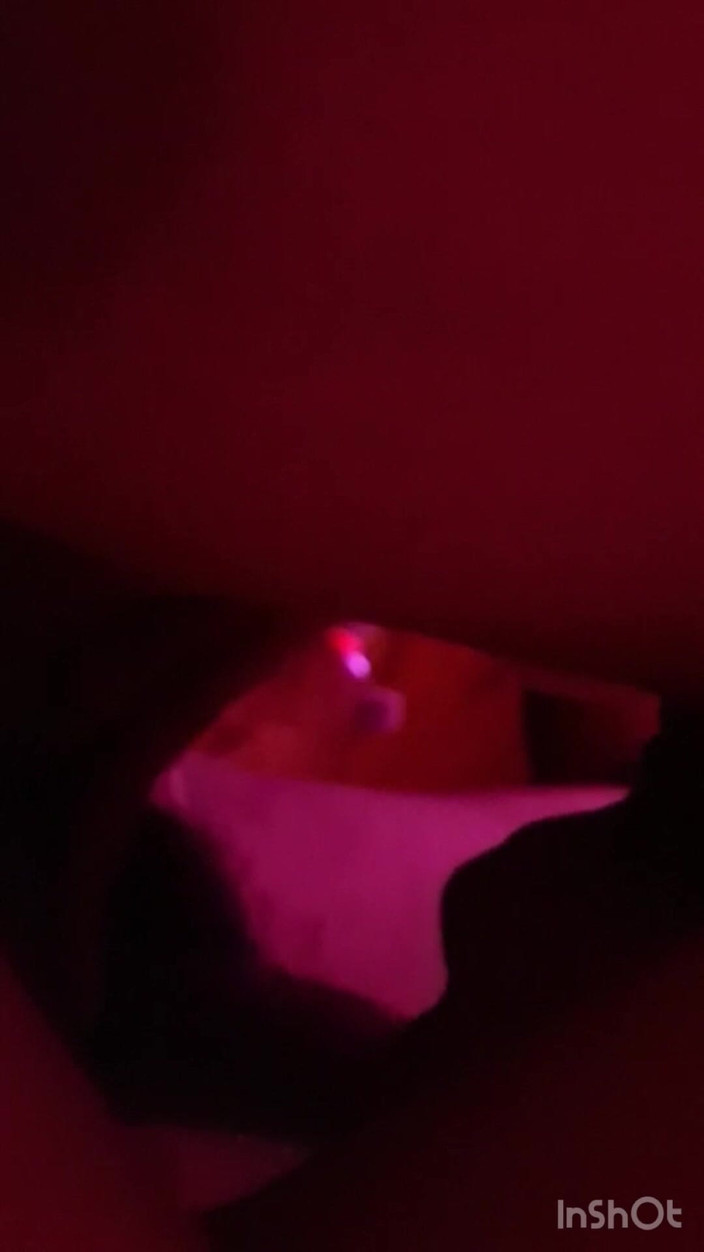 Jointqueen: Kouřím mu ptáka, zatímco on olizuje moje sexy prsty