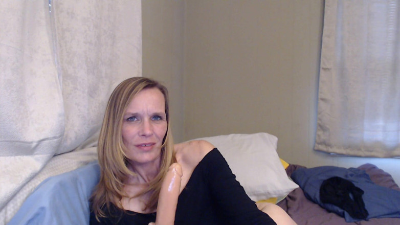 KimitheMilfMommy: Anal dildo fuck