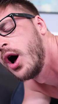 Creaming Raw Stepdaddy Hole