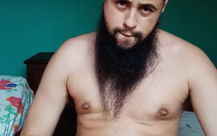 Beard Bator: हार्डकोर बेटर उसके लंड को सहलाता है