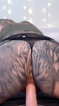 Dildo reverzní dívka nahoře