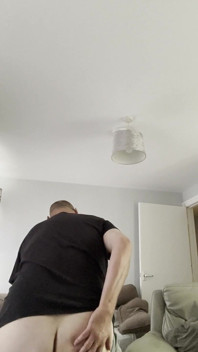 Nadržená v salonku