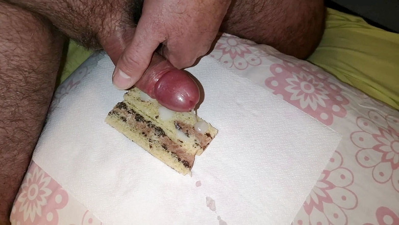 Cicci77: Preparing breakfast for Cicci77 and Pedro with multiple orgasm!