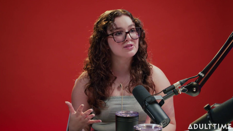 Adult Time Podcast: Leana Lovings Cuddle Puddles &amp; the Sex Machine | the Adult Time...