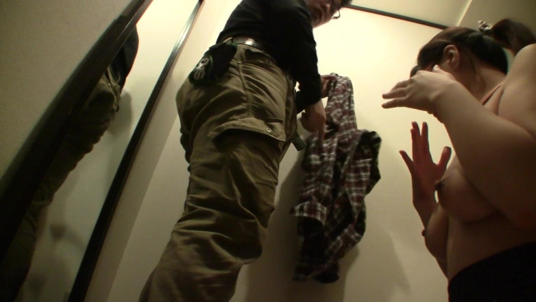 Raptor Inc: Beautiful Shopkeeper in the Fitting Room Extra Service. 2-2