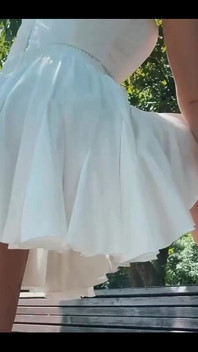 I Like to Walk Along the Street Like a Princess