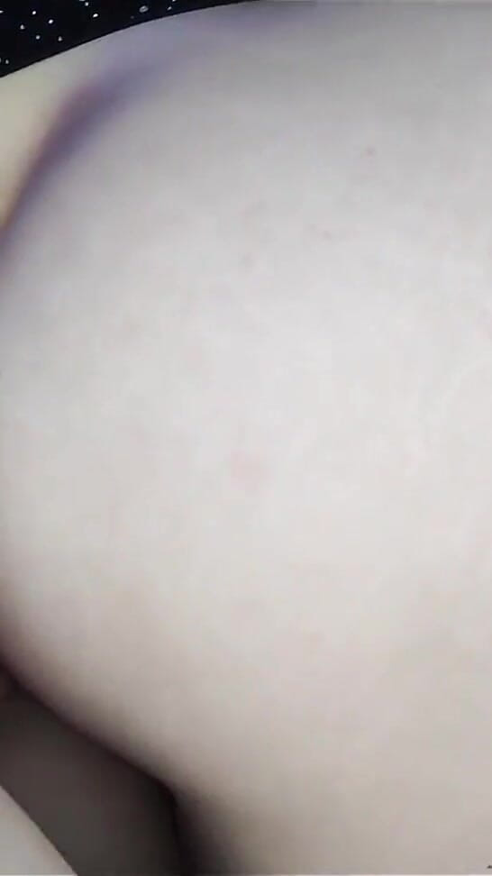 Juicy MILF Got a Sweet Creampie in Her Pussy