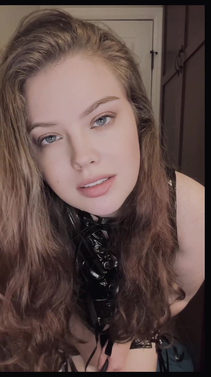 Dirtysecret: Femdom pov: mijn cuck vernederen ex ep 3