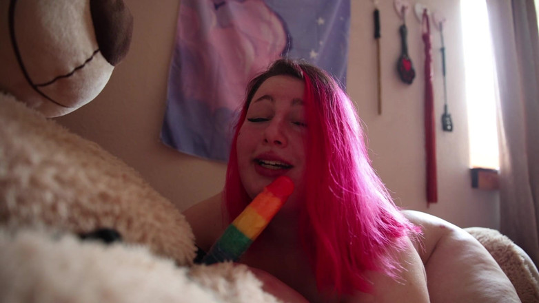 PrincessNova666: Rozkošná bbw šuká svého velkého teddybeara