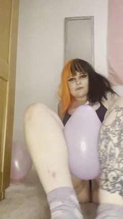 Bigtiddygoth: Goth Girl Blows up Ballons