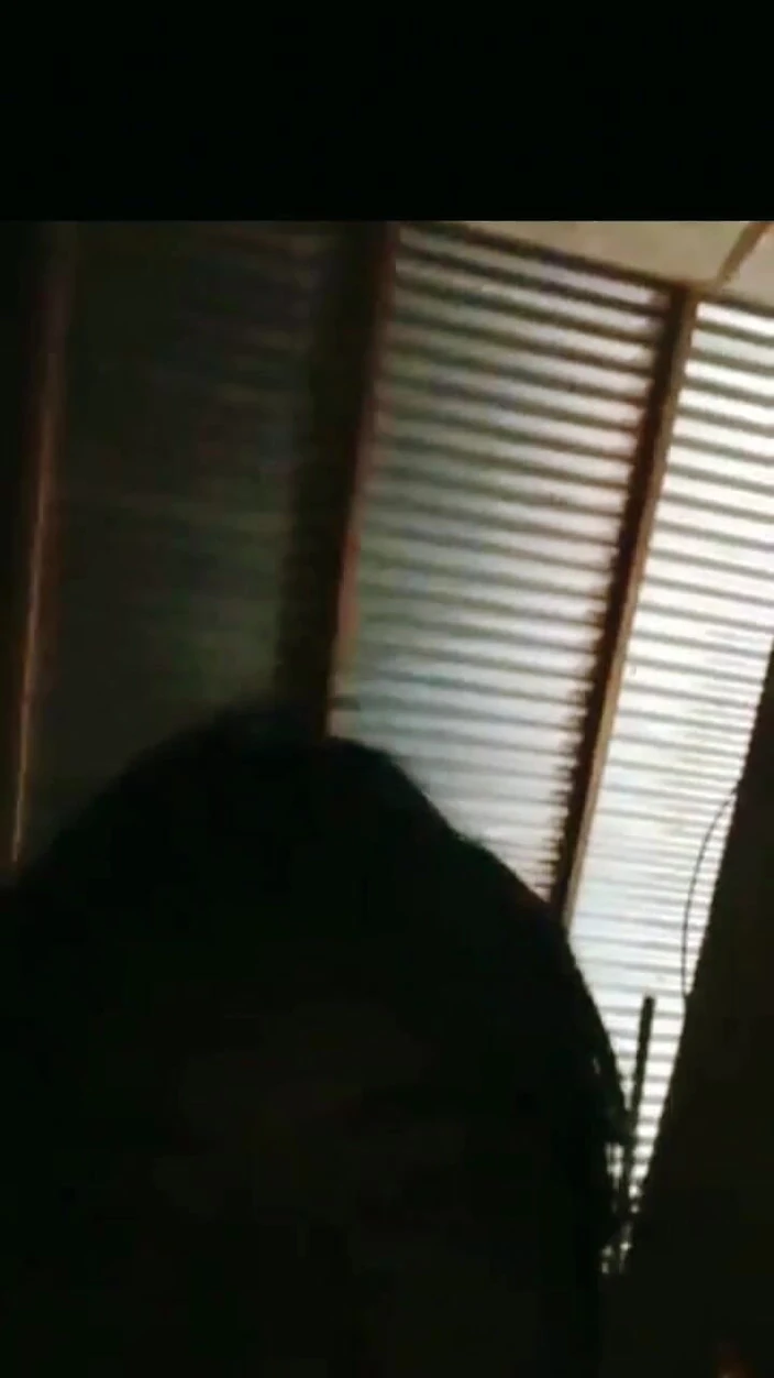 Ratna Antika: A sogra disse a ela para entrar na sala