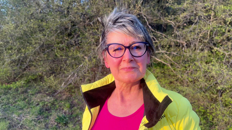 KingYordanov: Die anal-oma im freien!