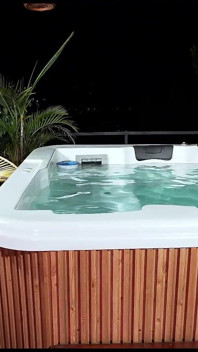 Melany Latina Fucking with Her Boyfriend's Best Friend in the Jacuzzi