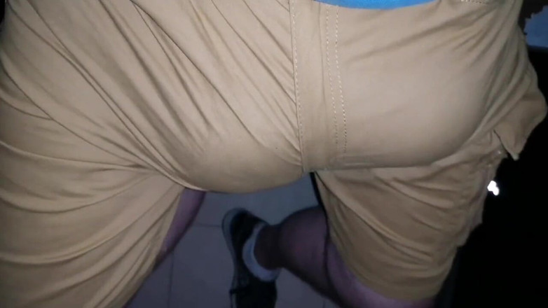 Monster_Meat_: Ukazuji bouli v gloryhole v baru