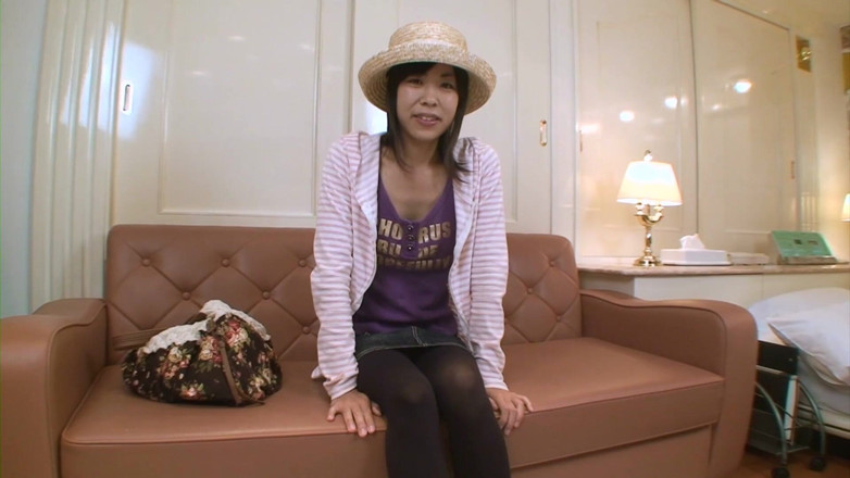 Asian Mature Climax: Sweet japanese teen is toying her cunt at casting