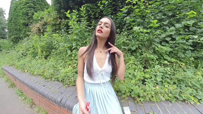 VR smokers HD-2D Videos Only: Kim Model - top z dzianiny