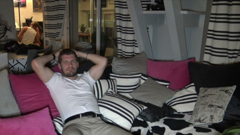 The bareback attack dungeon: Enjoy This Amazing French Porn Amator Bareback with Dudes so...