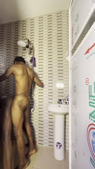 Dickpresido: Fucked My Buddy’s Soft Ass in the Bathroom and Cum...