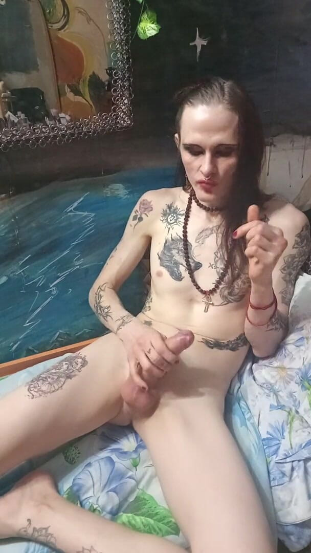 Rainbowdracat: Ingrid se joacă cu pula ei