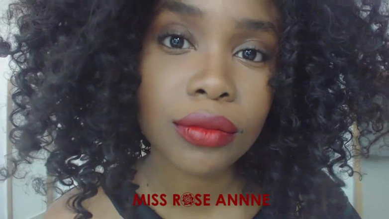 Insomnia Domina: Small men lost in juice red lips