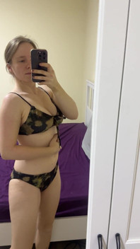 Hot Teen Wearing Bikini