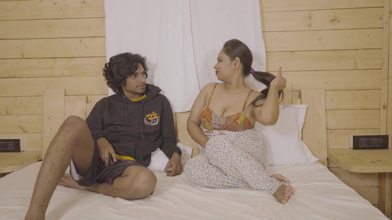 Uncutadda: Romanticismo con moglie in un giorno di pioggia mattina sesso,...