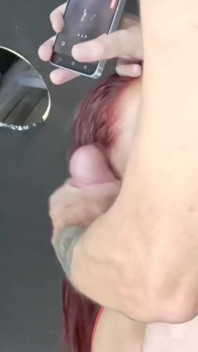 Poprvé manželka s nadanou gloryhole dělá vystřiky a cizí lidé!