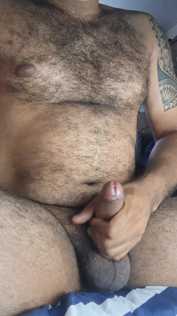 Josehairycum: Włochaty mężczyzna z pożądaniem i pasją wytryskuje spermą