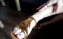 Czech Soles - foot fetish content: Đôi bàn chân mềm mại của Ivet trong lần chụp đầu...