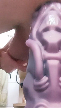 Fyllning av min heta röv med en jätte kuk