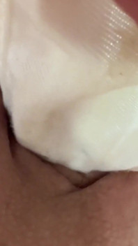 Lei ha un sapore come la torta fresca oggi! Chi vorrebbe assaggiare?
