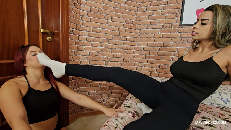 MF Feet: Zalim sarışından ödül