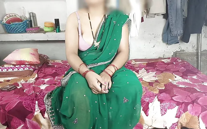 Pyaripooja22: Beautiful Young Horny Stepsister Took a Condom in Her Hand...