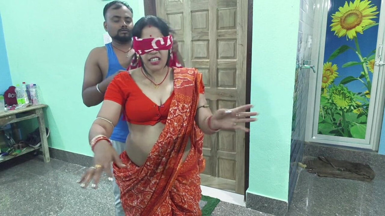 Sona bhabhi: Beautiful Indian Bengali Saree Wali Bhabhi Face Fuck Blowjob Cum...