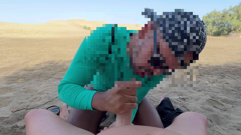 Kadu: Wysysanie kija z nieznajomego faceta, gdy czekał na swoją dziewczynę