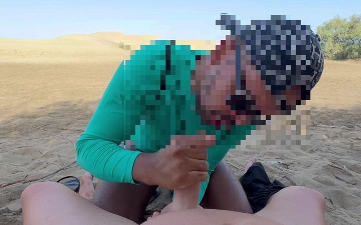 Kadu: Chupando un palo a un chico extraño mientras esperaba a...
