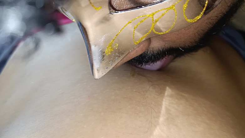 Ilakkiya: Mahasiswi hot