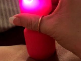 Loula Lou: Vibratörle amcık mastürbasyonu