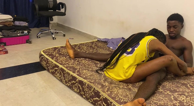 Seggzdotcum: ドリル・マイ・プッシーホール、ベイビー