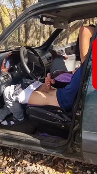 I Spied on a Straight Guy While He Was Jerking off His Huge Penis in the Car and Gave Him a Hand Job.